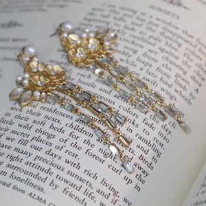 Dangling Gold Rhinestone Cocktail Earrings NEW